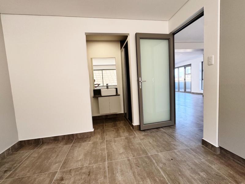 2 Bedroom Property for Sale in Island View Western Cape